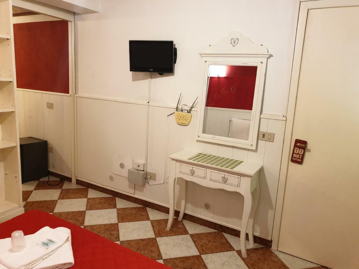 Ca' Del Sol Venezia Bed & Breakfast Exterior photo