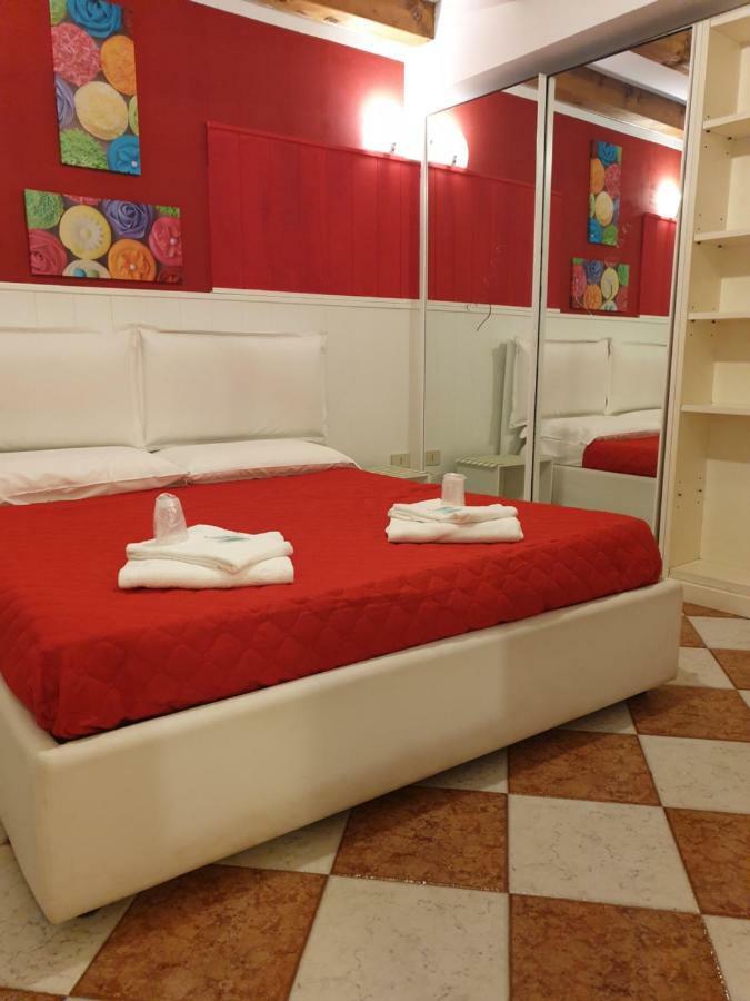 Ca' Del Sol Venezia Bed & Breakfast Exterior photo