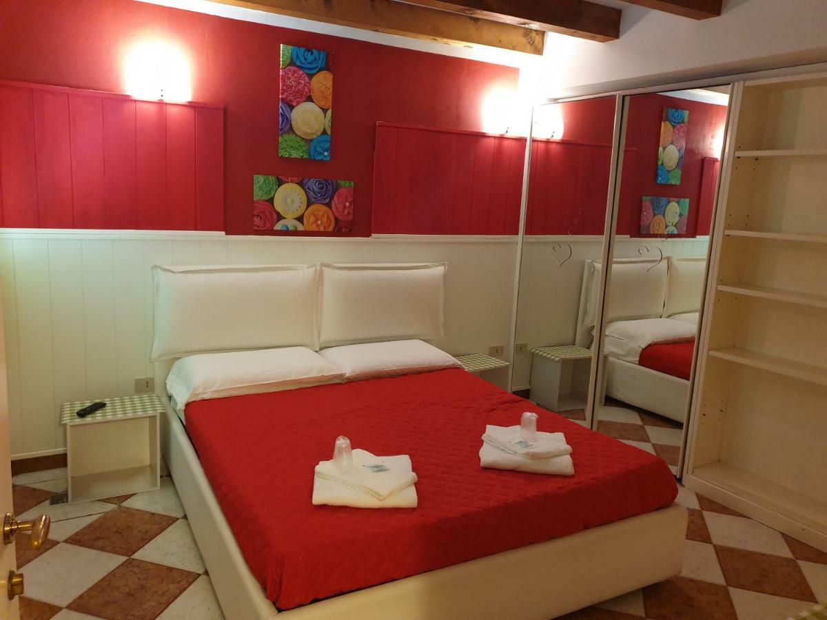Ca' Del Sol Venezia Bed & Breakfast Exterior photo